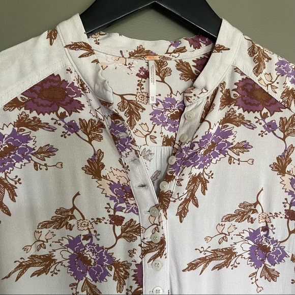 Free People Easy Girl Bell Sleeve Floral Blouse XS - Picture 8 of 16